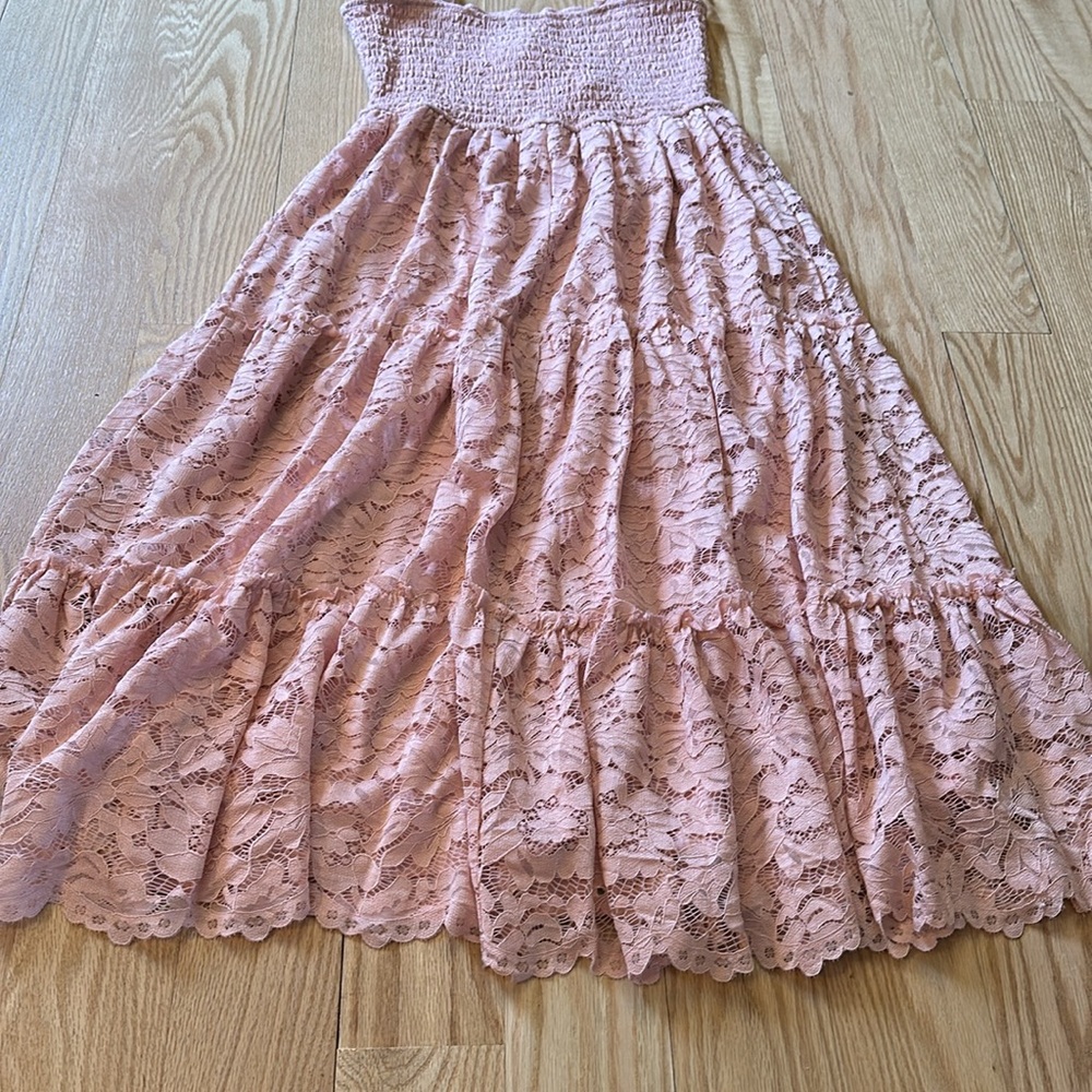 Audrey Parks Lace Dress - Picture 8 of 8